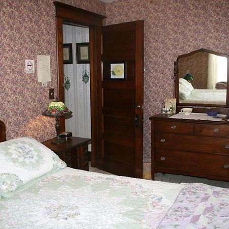 Serendipity Bed And Breakfast Saugatuck Esterno foto
