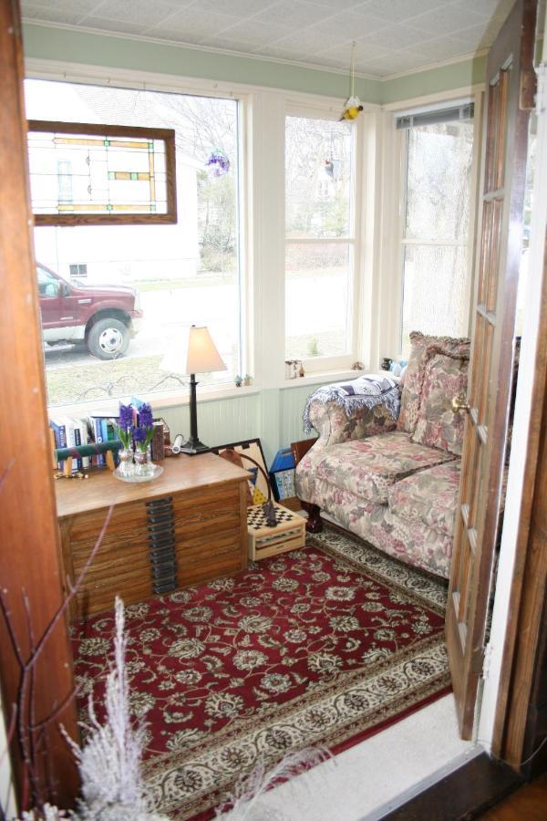 Serendipity Bed And Breakfast Saugatuck Esterno foto